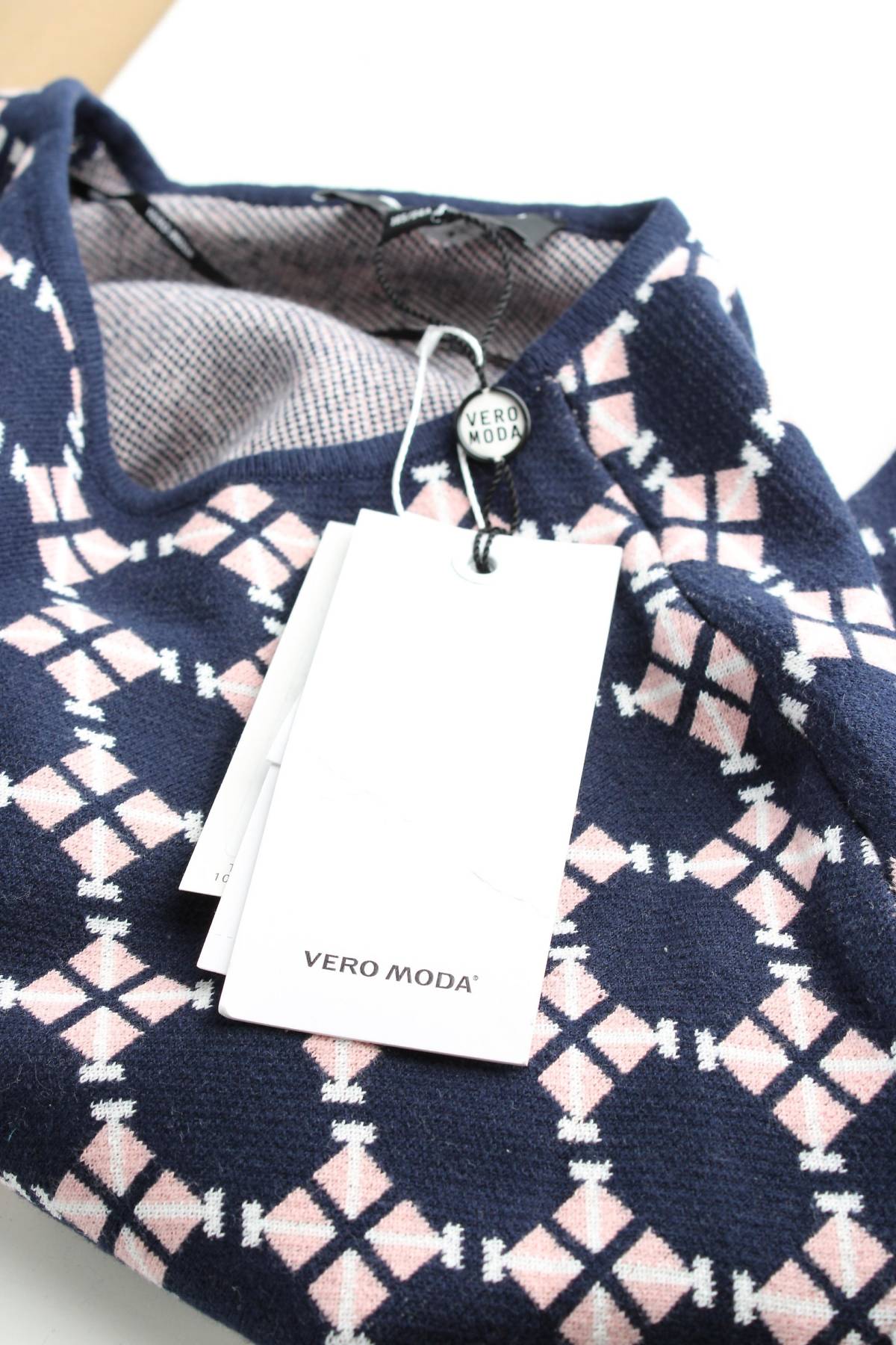 Дамски пуловер Vero Moda3