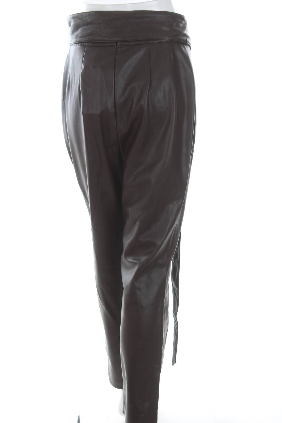 Γυναικείο δερμάτινο παντελόνι Guess By Marciano2