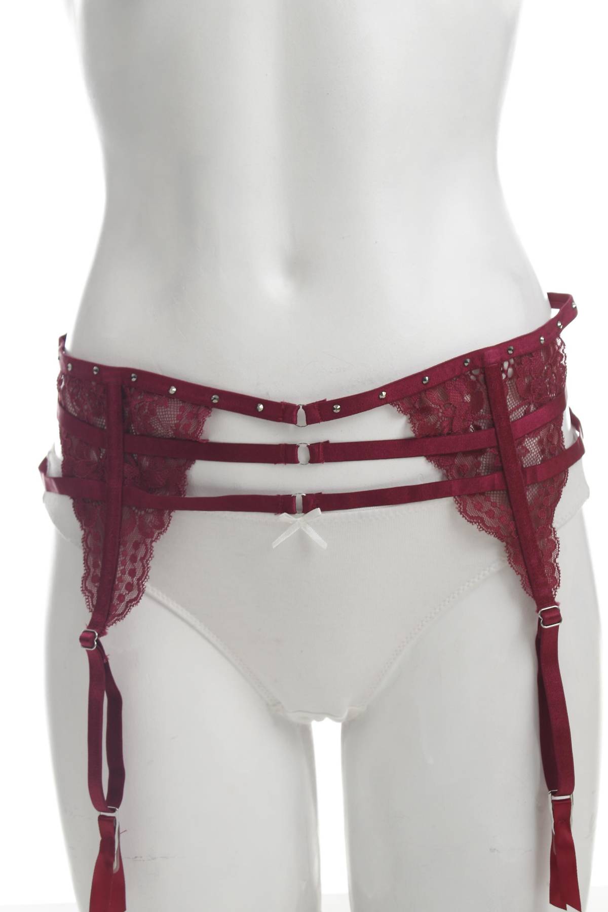 Ζαρτιέρες Hunkemoller1