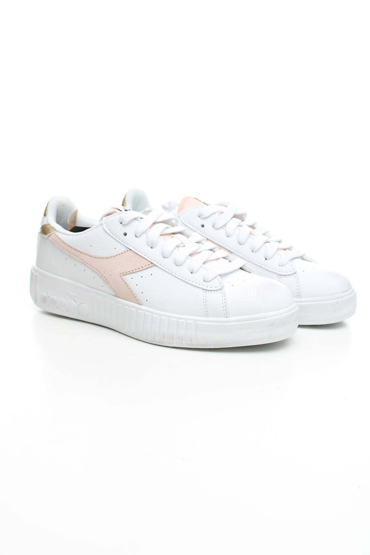Sneakers Diadora3