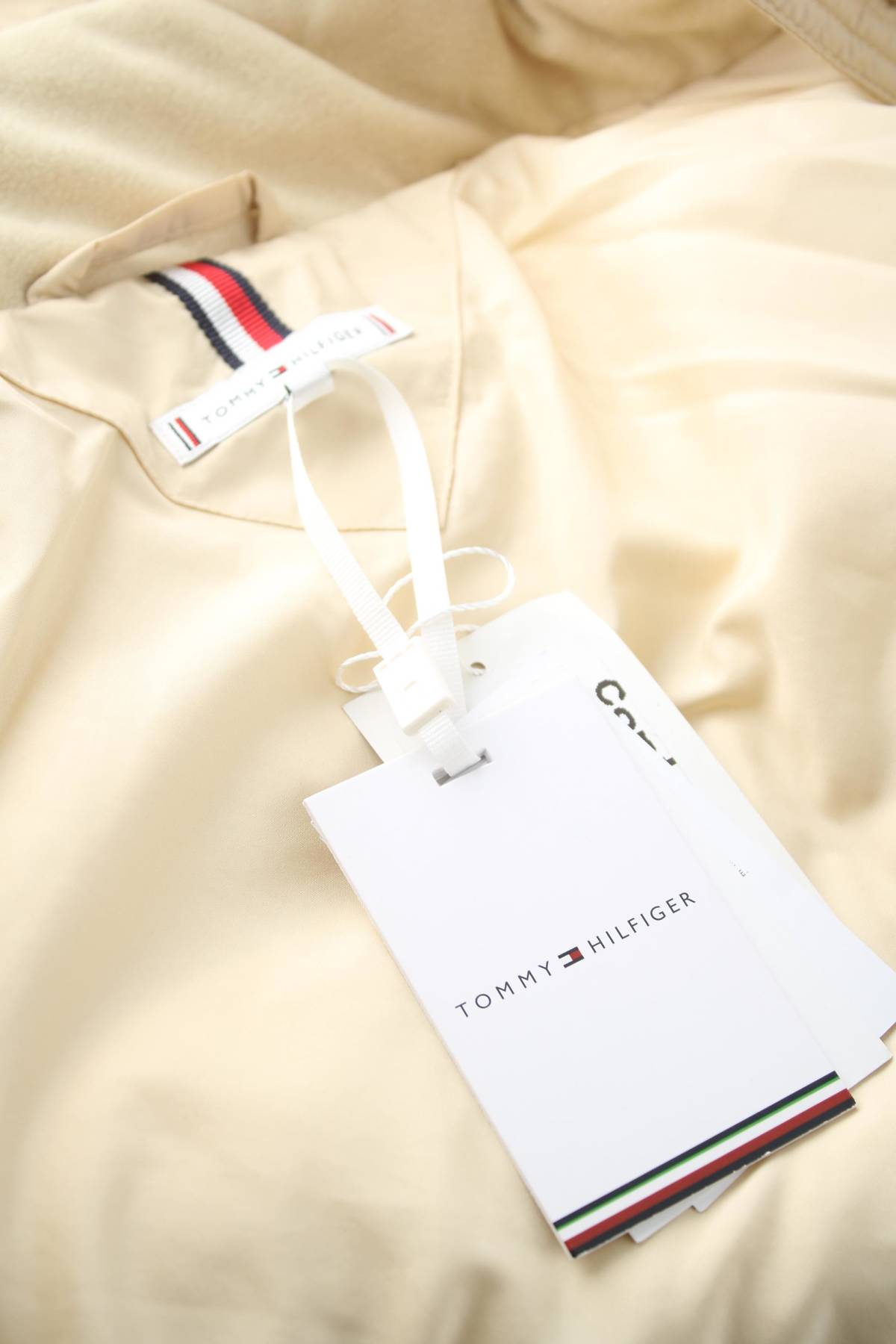 Дамско яке Tommy Hilfiger4