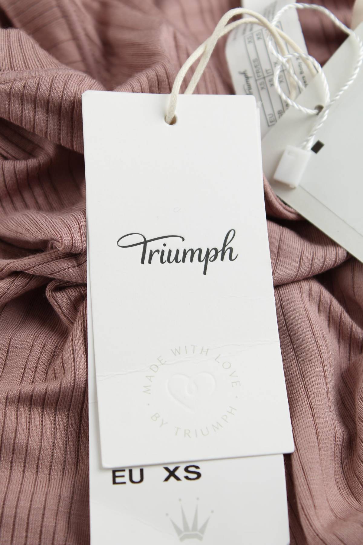 Γυναικείο κορμάκι Triumph3