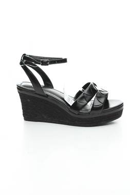 Σανδάλια Next1