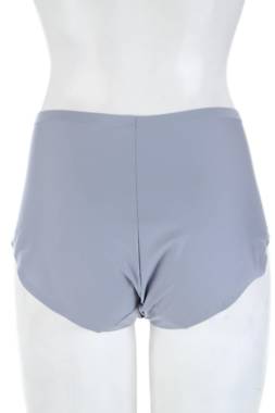 Стягащо бельо Triumph2