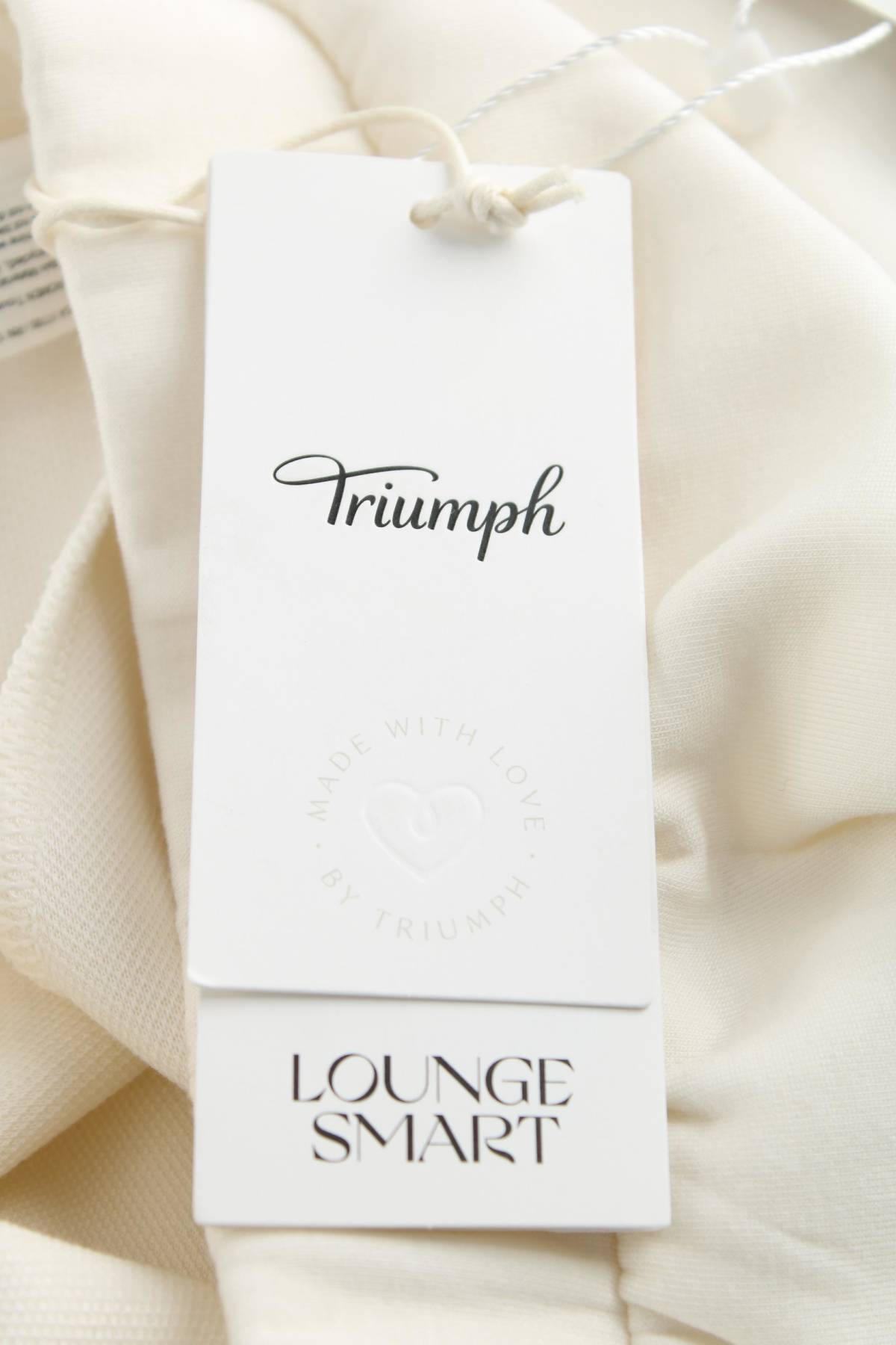 Ρούχα για το σπίτι Triumph3