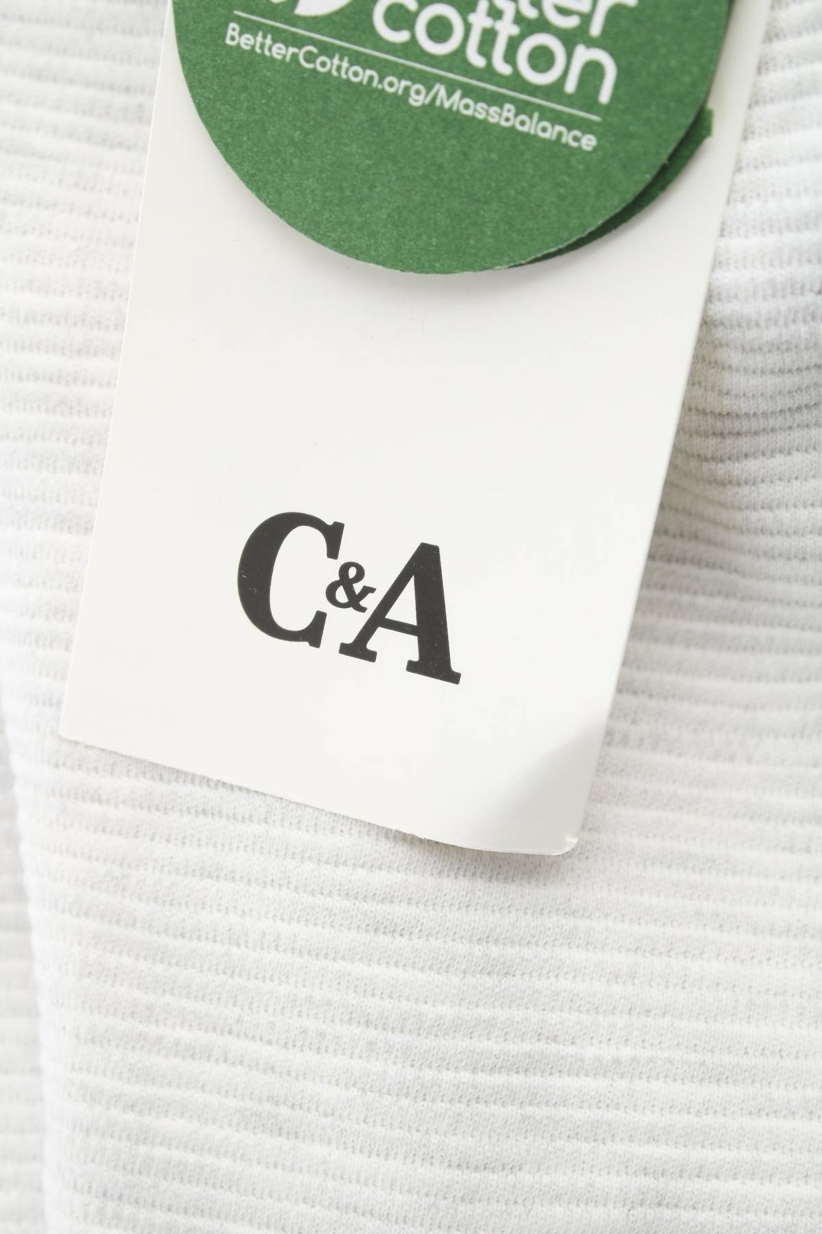 Детски къс панталон C&A3 - Contour.bg Детски къс панталон C&A3