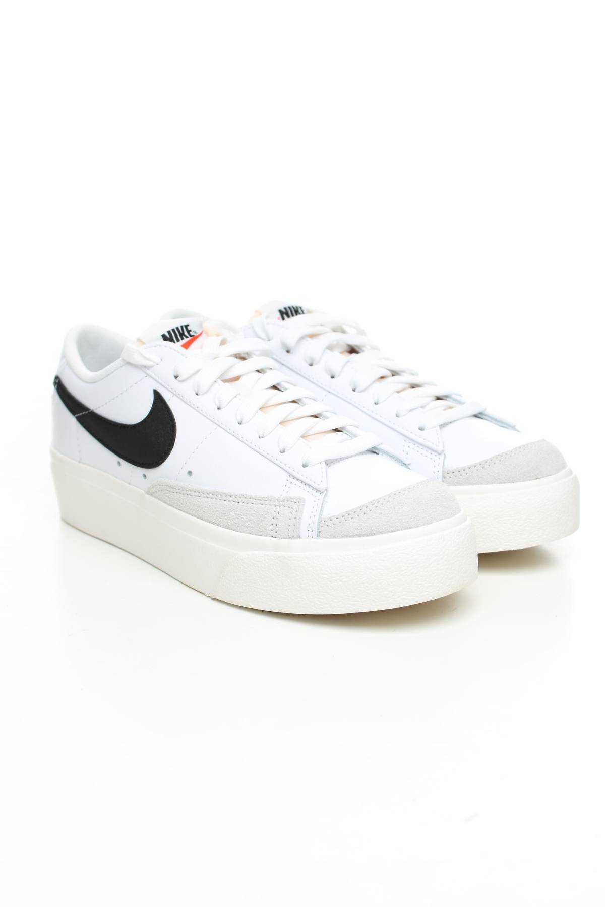 Sneakers Nike3