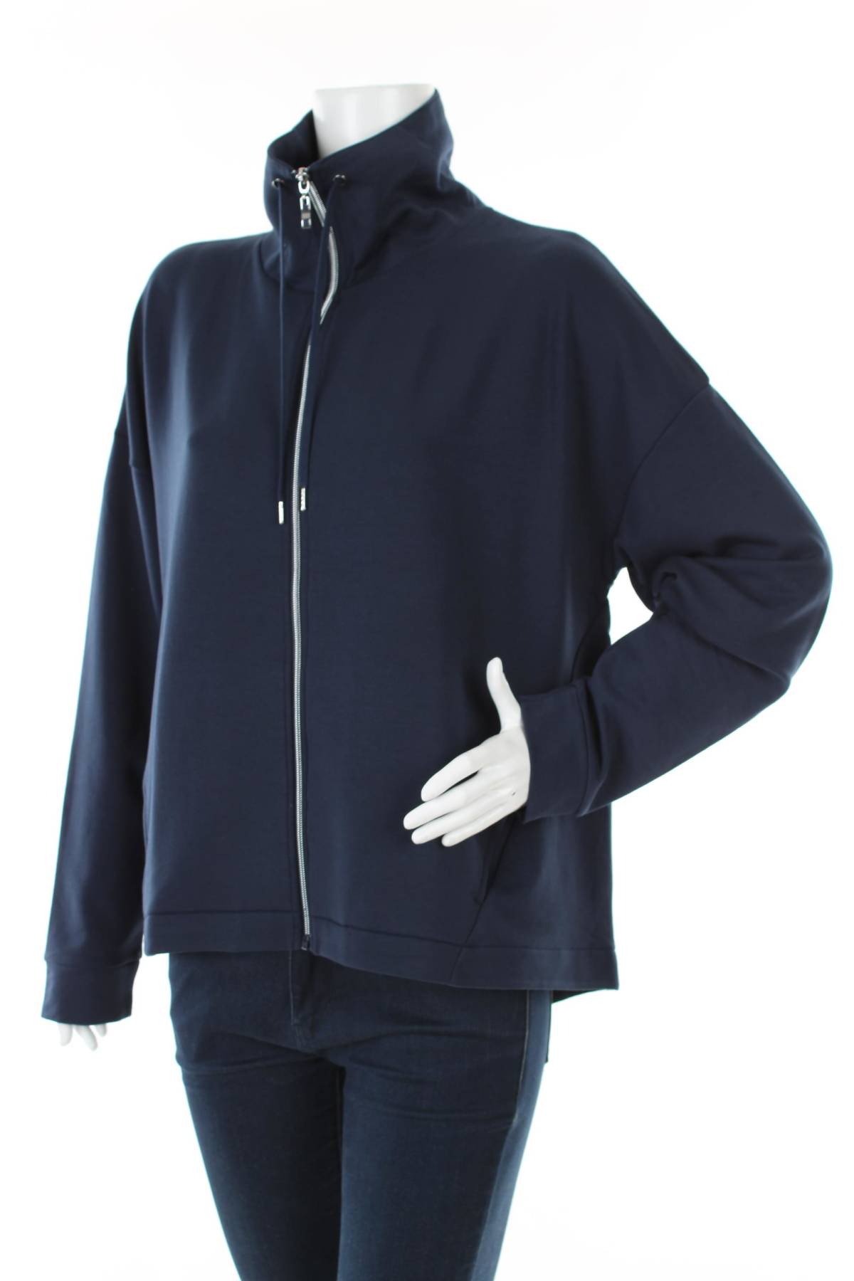 Ρούχα για το σπίτι Triumph1