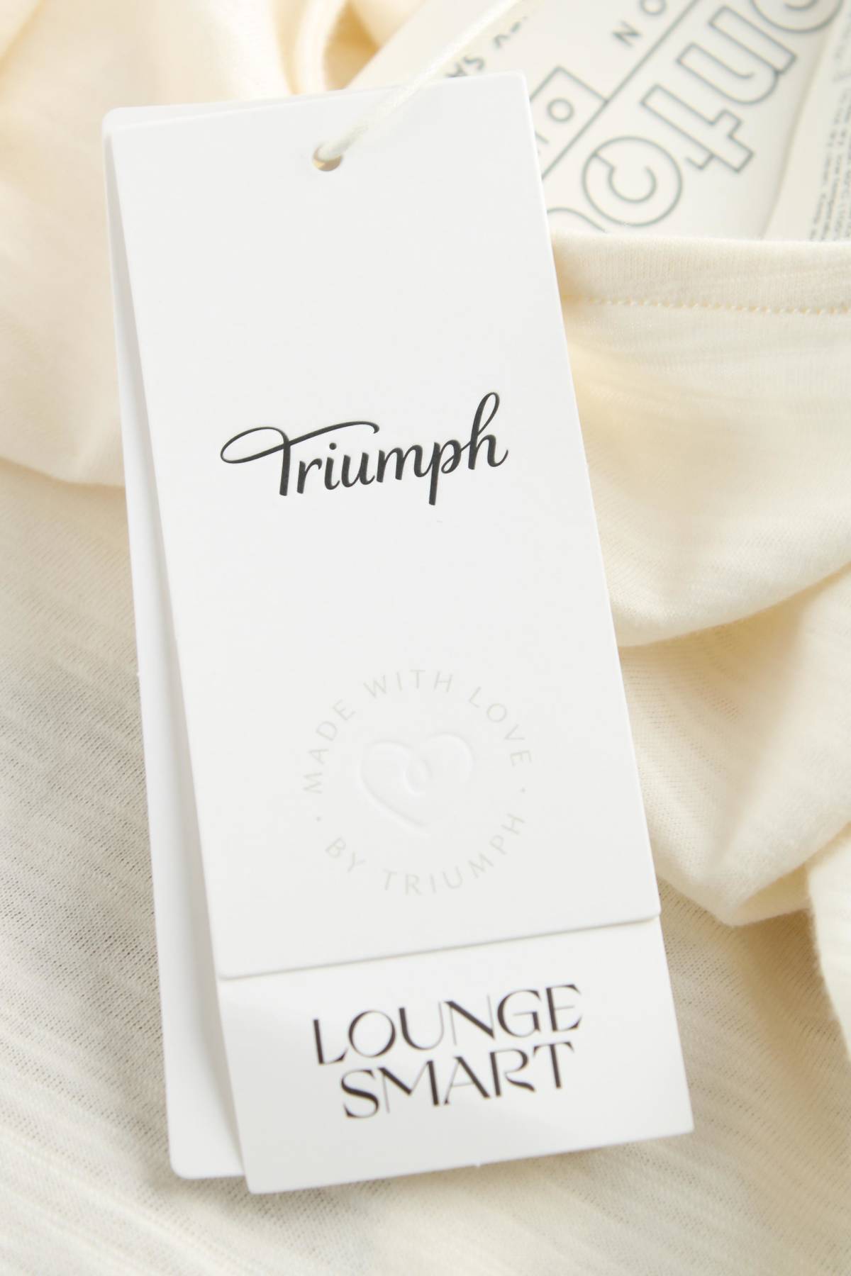 Ρούχα για το σπίτι Triumph3