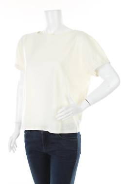 Ρούχα για το σπίτι Triumph1