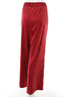 Ρούχα για το σπίτι Triumph2