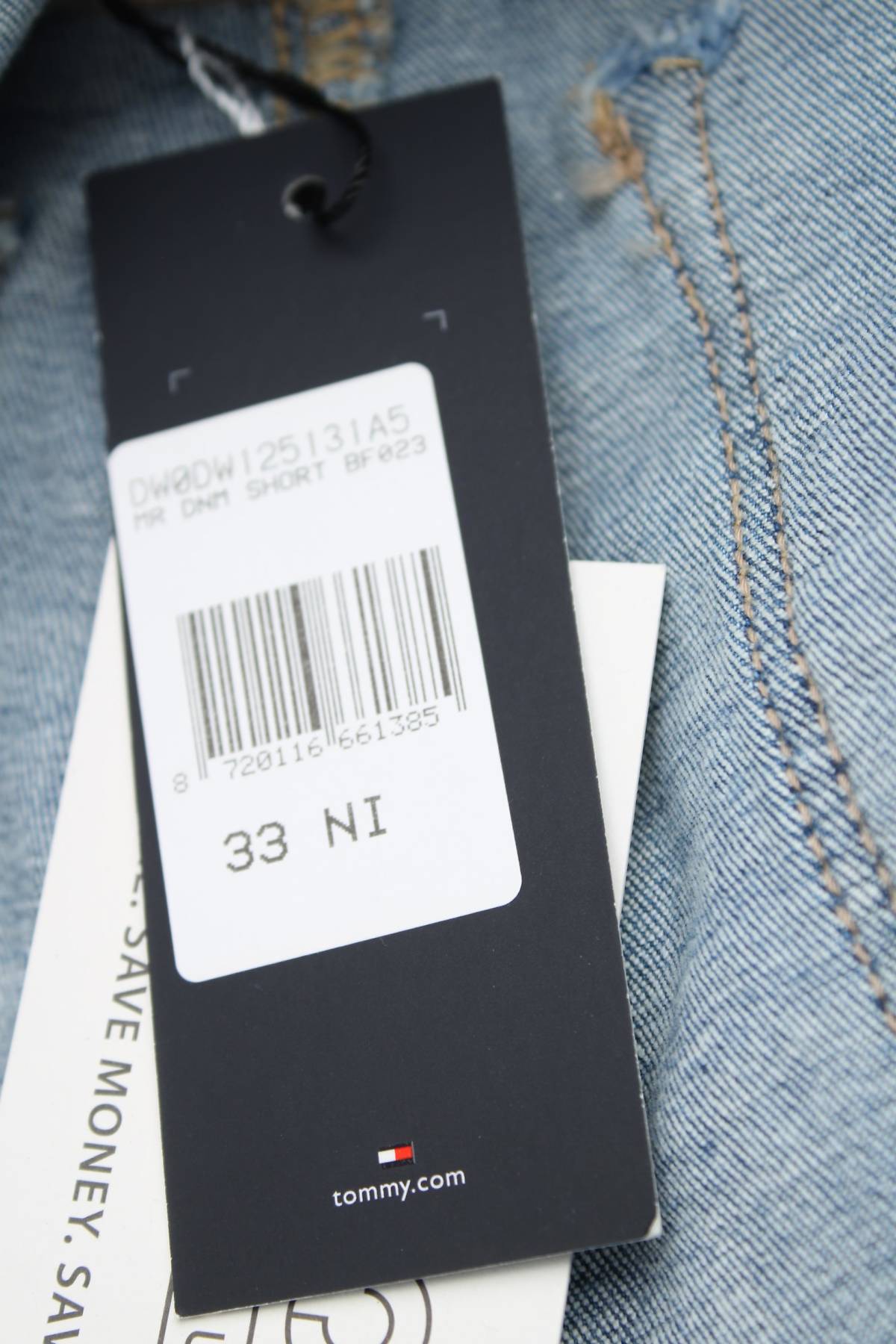 Γυναικεία τζιν σορτσάκια Tommy Jeans3 - Contourshop.gr Γυναικεία τζιν σορτσάκια Tommy Jeans3