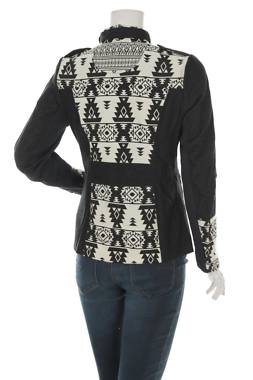 Дамско яке Desigual2 - Contour.bg Дамско яке Desigual2