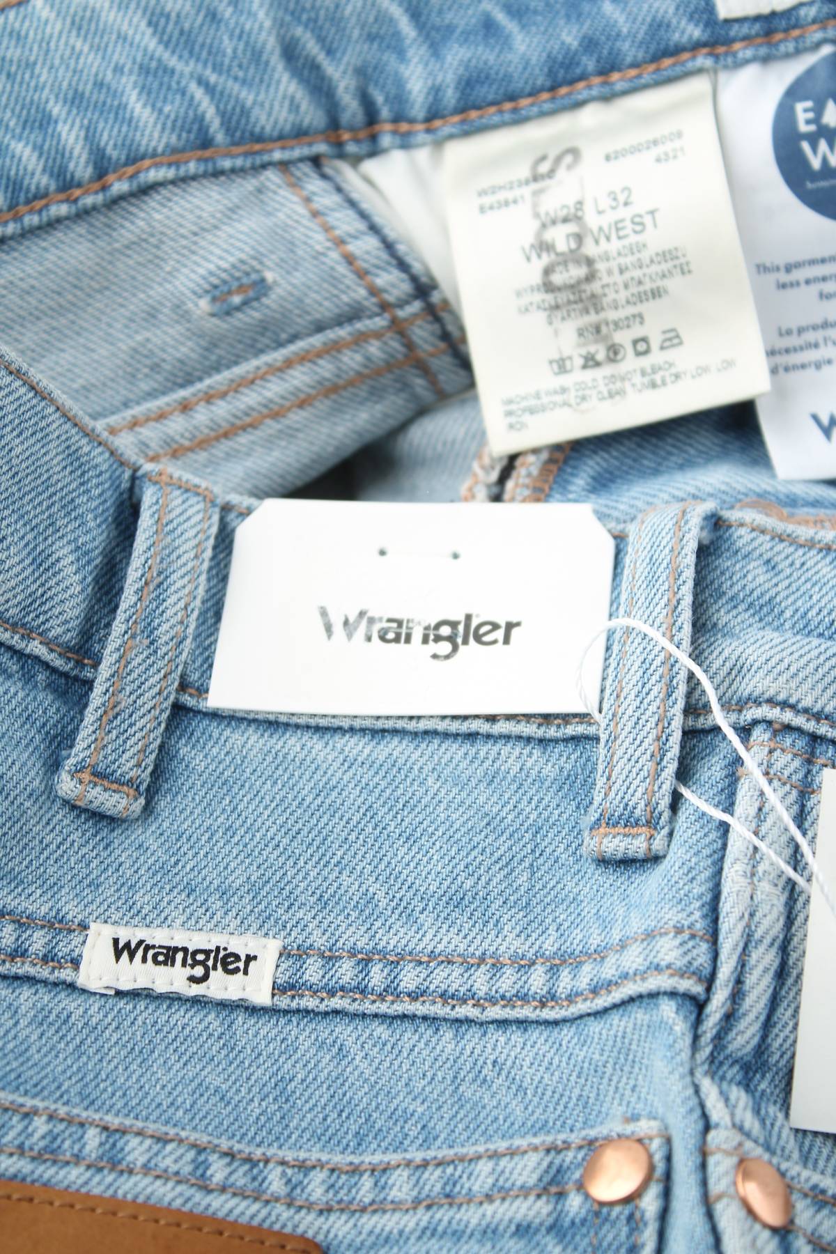Γυναικεία τζιν Wrangler3