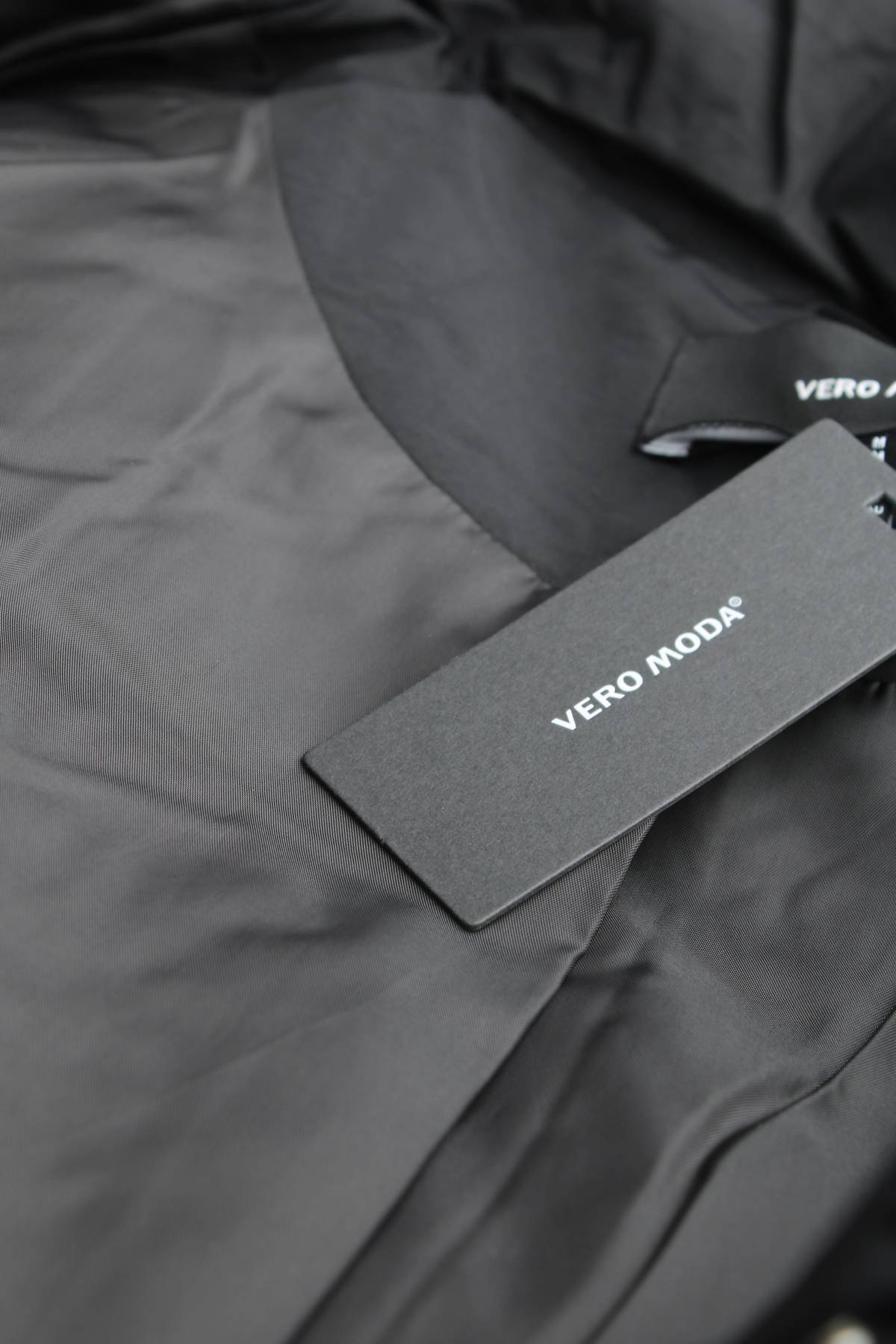 Γυναικείο μπουφάν Vero Moda4