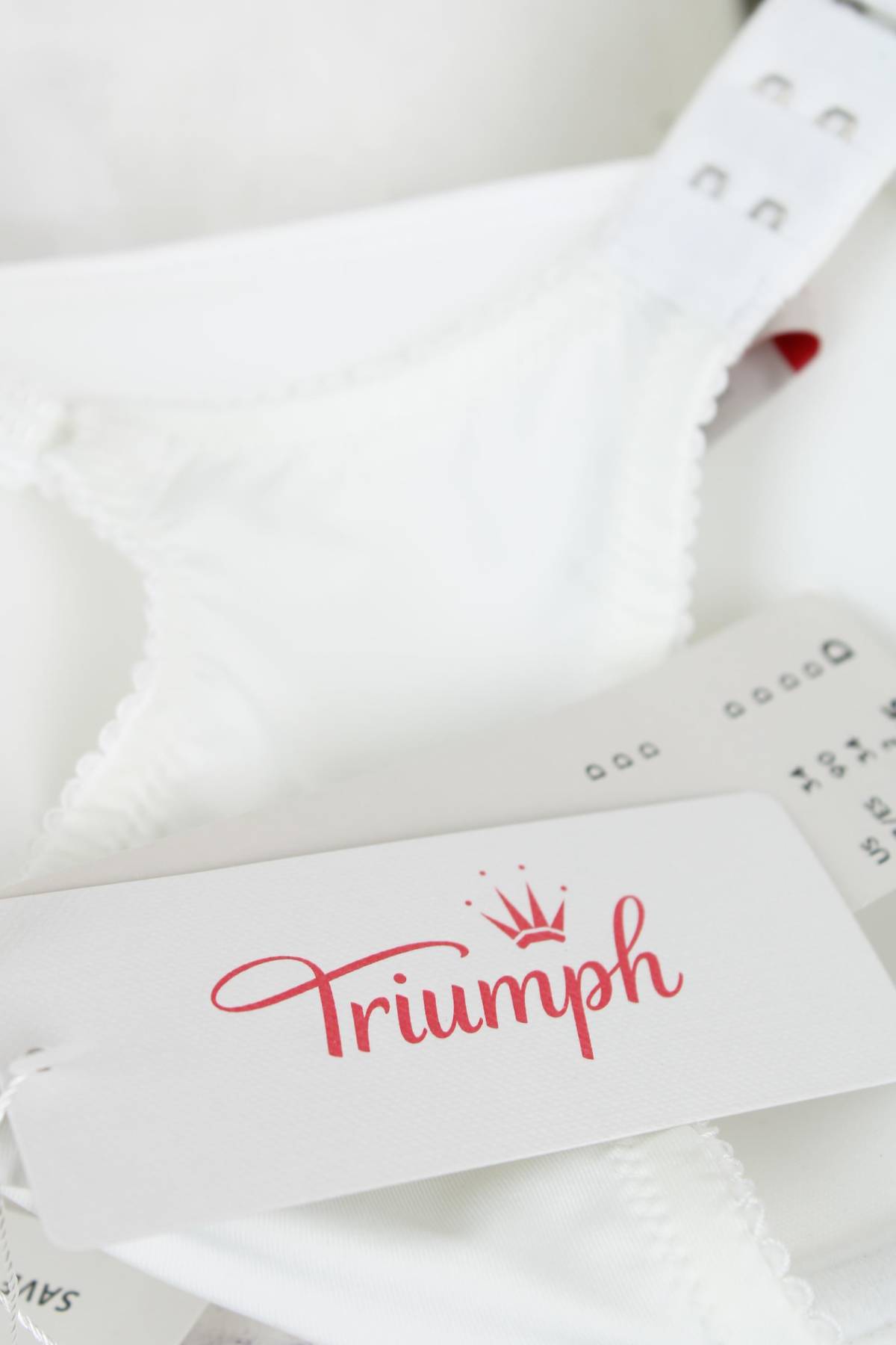 Сутиен Triumph3 - Contour.bg Сутиен Triumph3