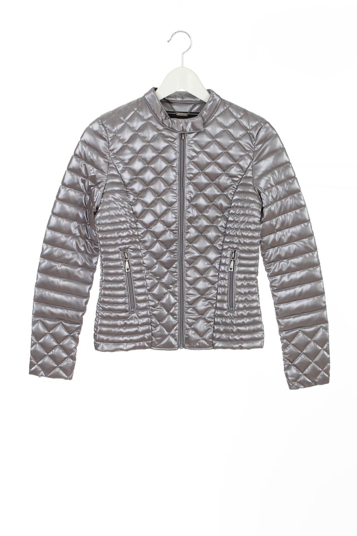 Дамско яке Guess1