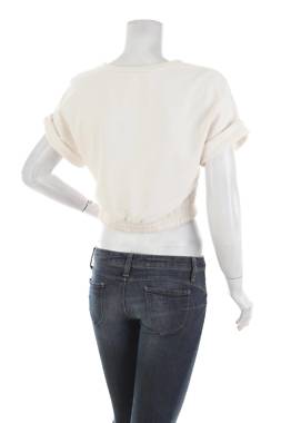 Γυναικεία μπλούζα United Colors Of Benetton2 - Contourshop.gr Γυναικεία μπλούζα United Colors Of Benetton2