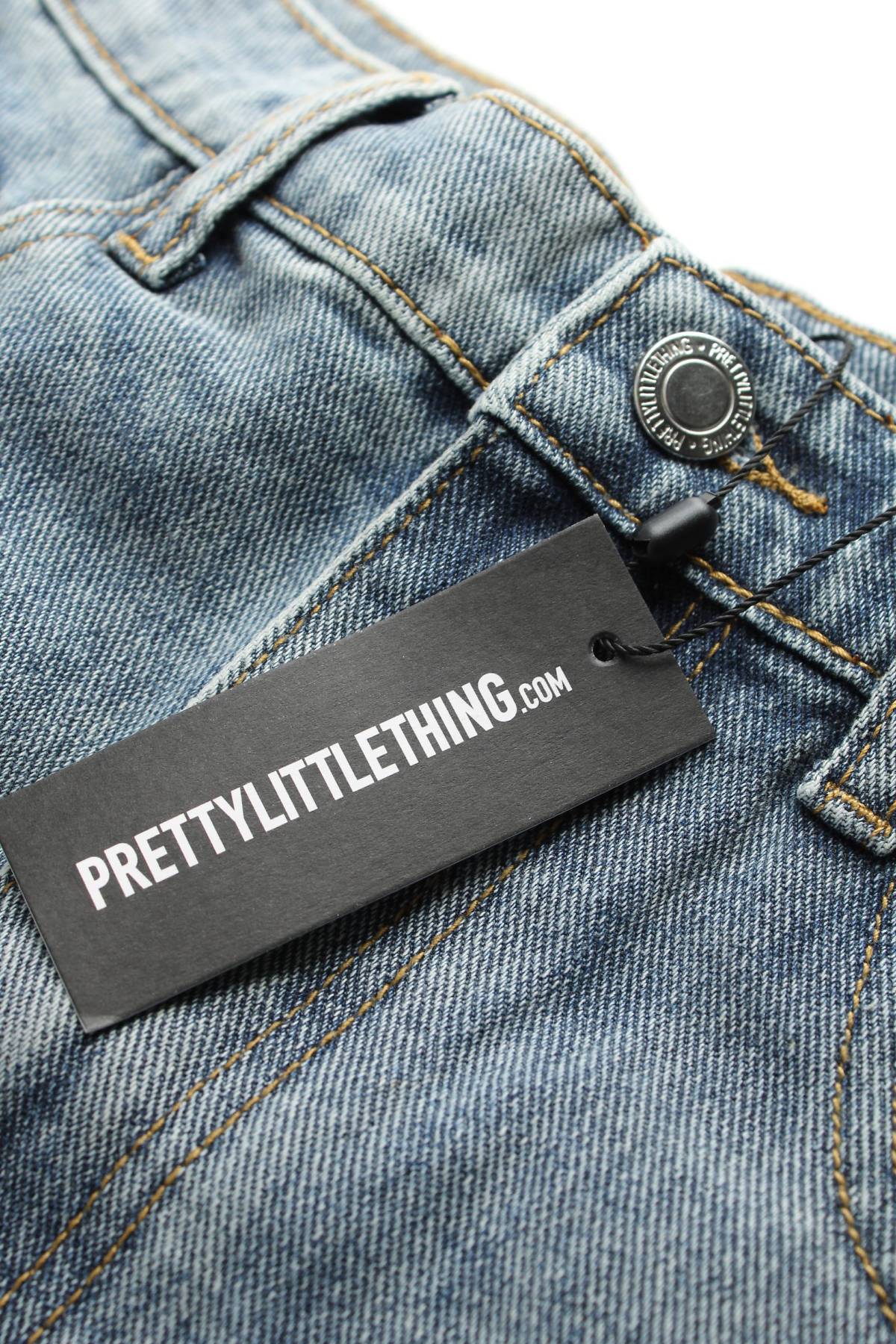Γυναικεία τζιν σορτσάκια Pretty Little Thing3 - Contourshop.gr Γυναικεία τζιν σορτσάκια Pretty Little Thing3