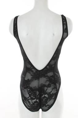 Γυναικείο κορμάκι Triumph2