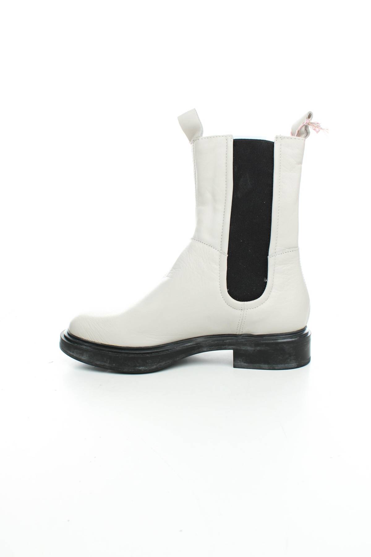 Дамски боти MJUS2