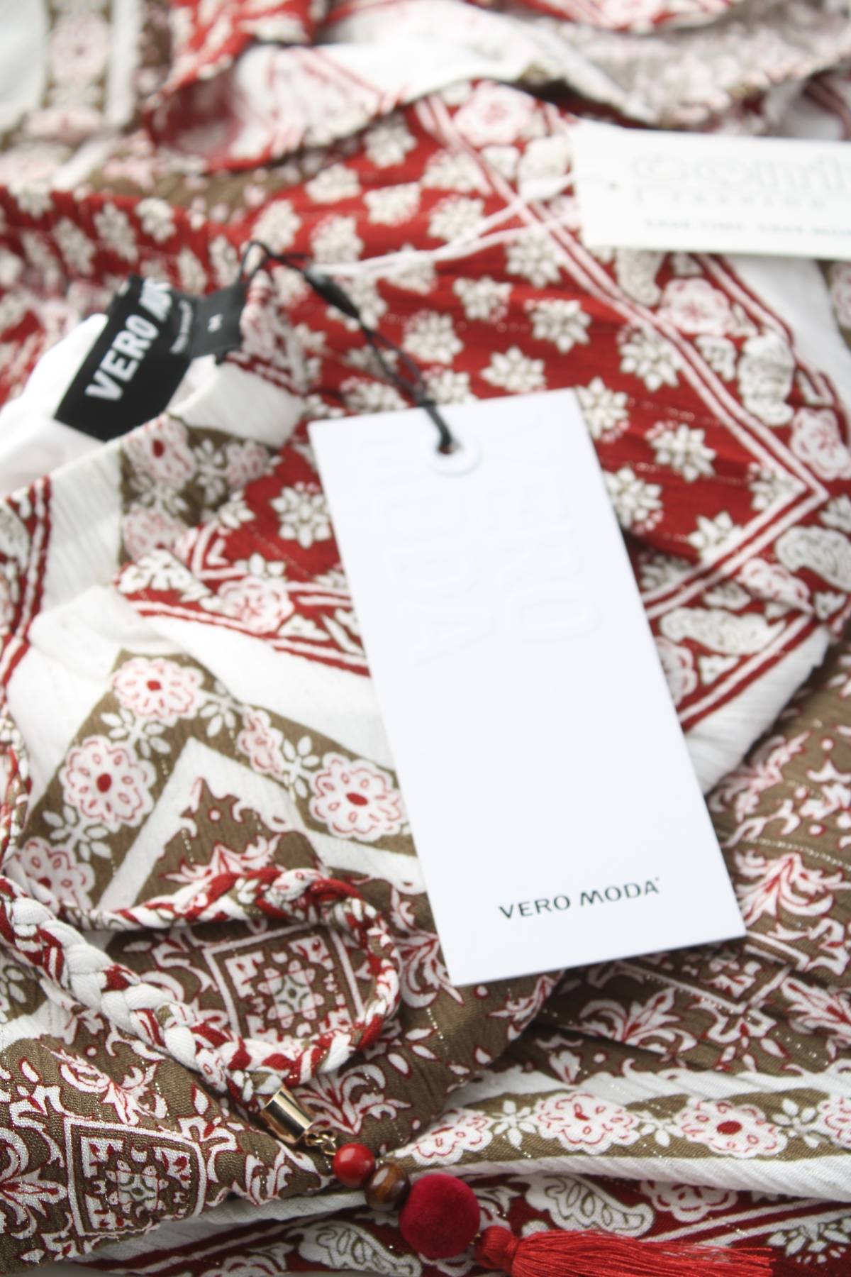 Рокля Vero Moda3