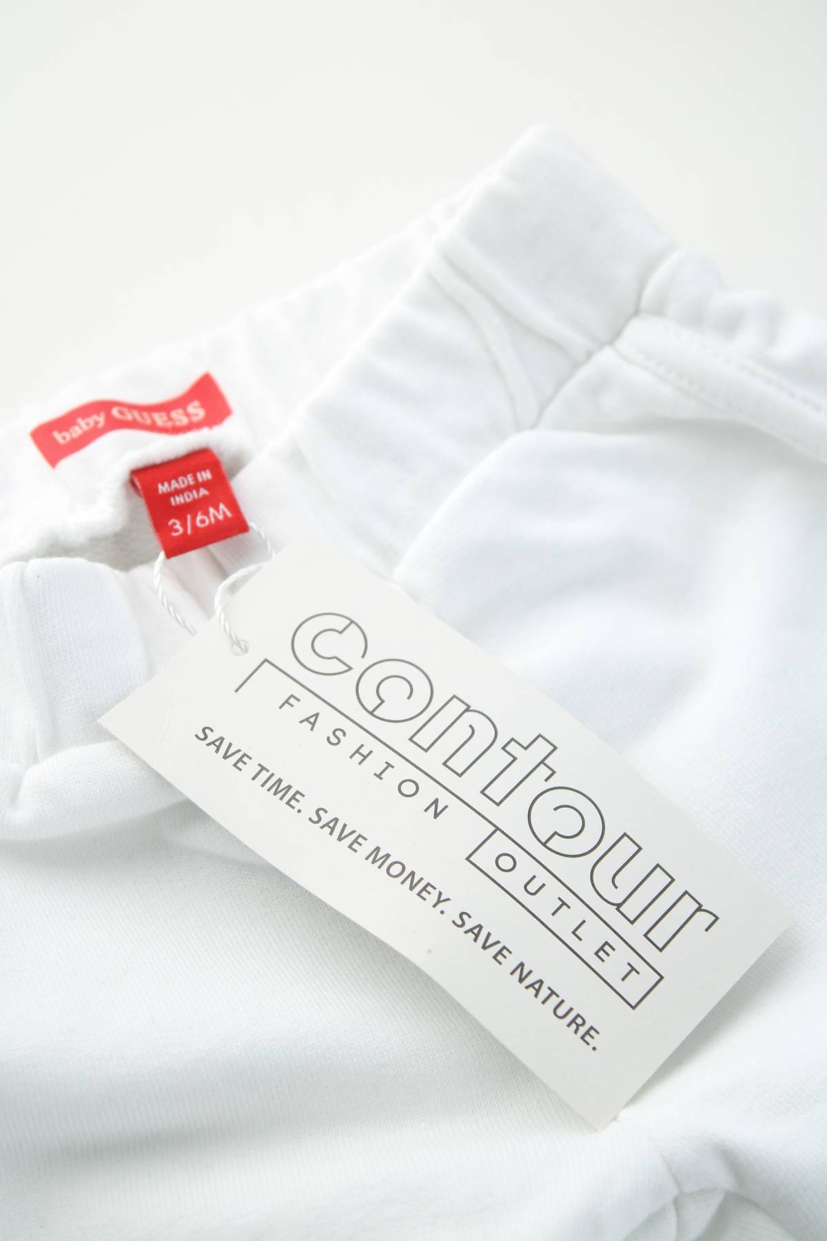 Παιδικά σορτσάκια Guess3