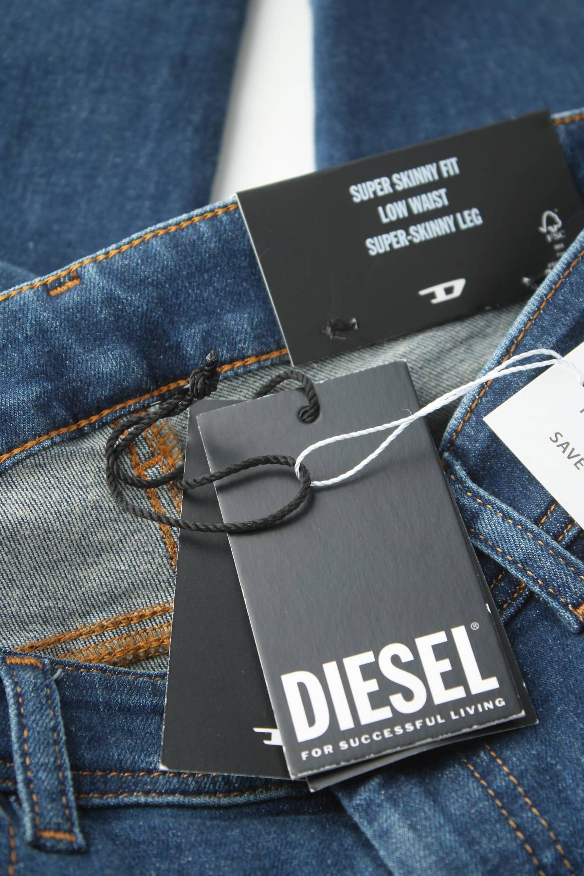 Дамски дънки Diesel3