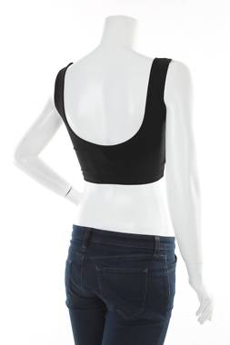 Γυνικείο αθλητικό αμάνικο Puma2