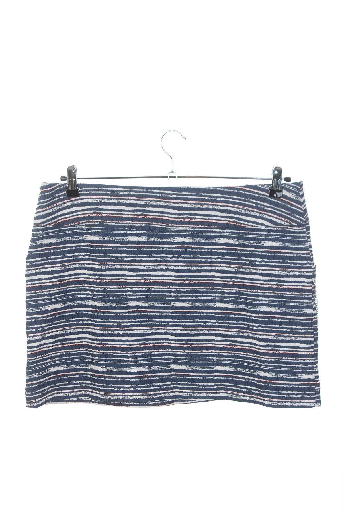 Пола La Mode Est A Vous2