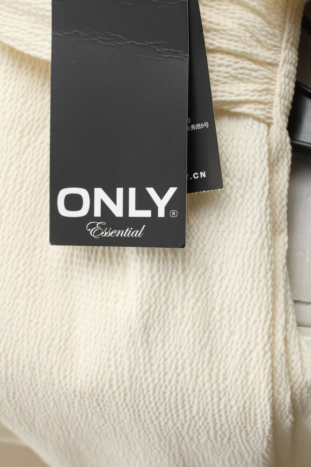 Рокля Only Essential3