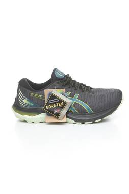Маратонки Asics1
