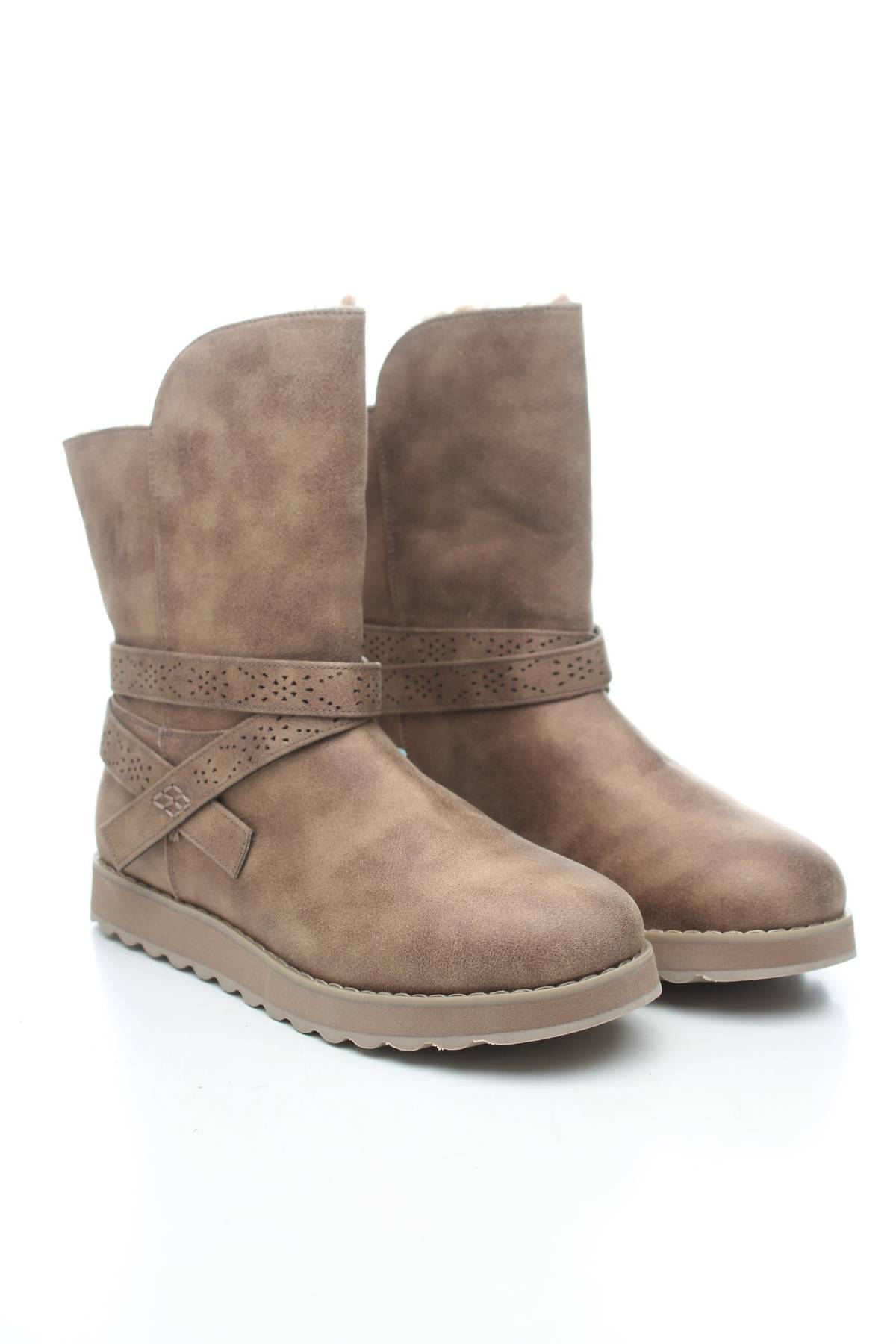 Дамски боти Skechers3