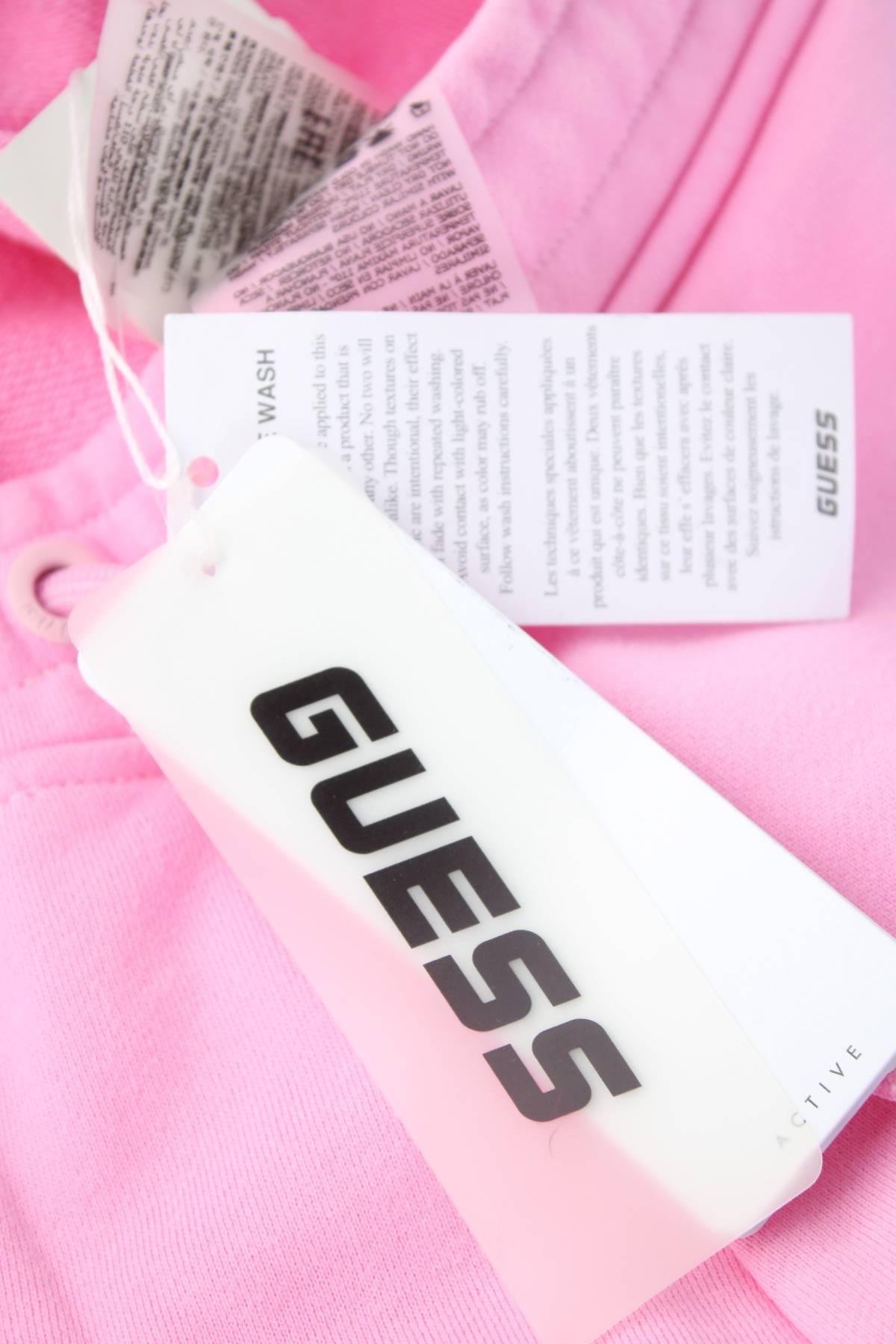 Γυναικείο αθλητικό παντελόνι Guess3