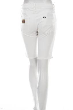 Γυναικεία τζιν σορτσάκια Lois Jeans2 - Contourshop.gr Γυναικεία τζιν σορτσάκια Lois Jeans2