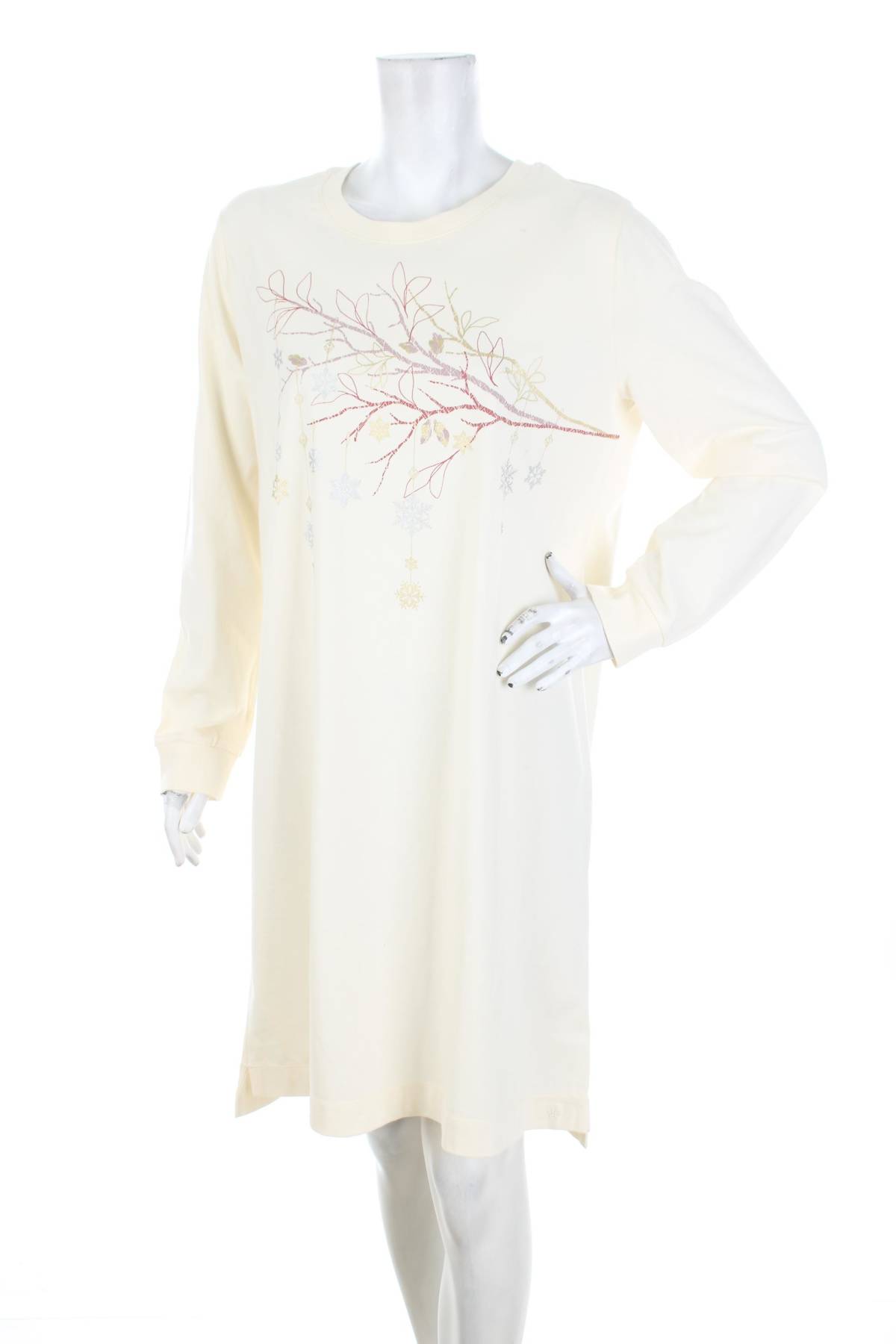 Дамска нощница Triumph1