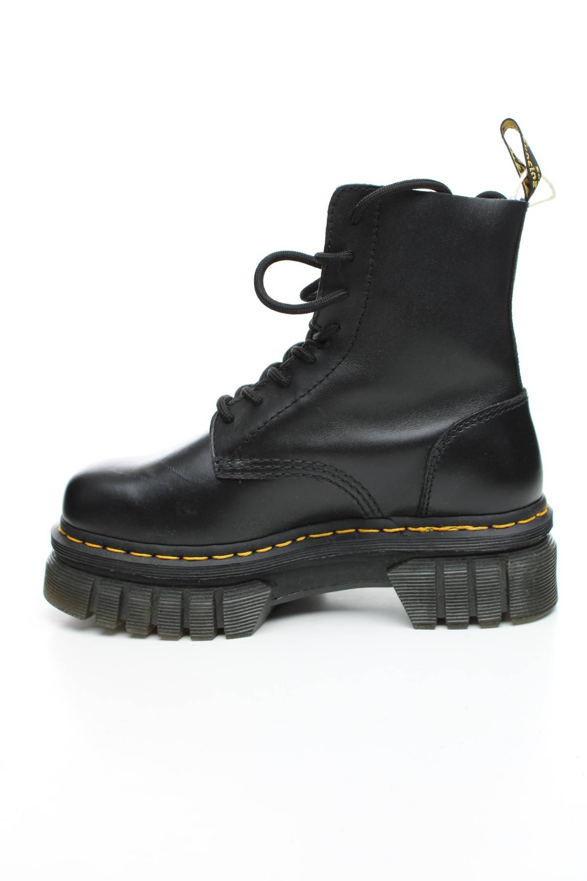 Дамски боти Dr. Martens2
