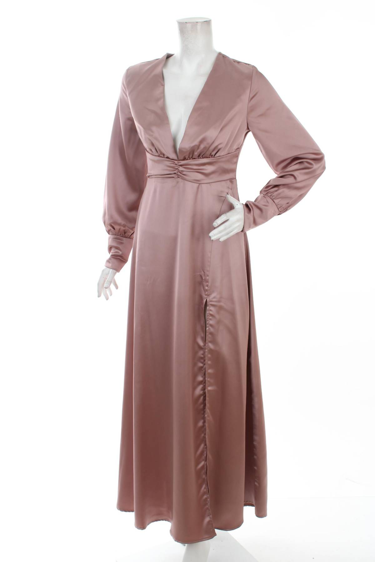 Булчинска рокля Blume Bridal1