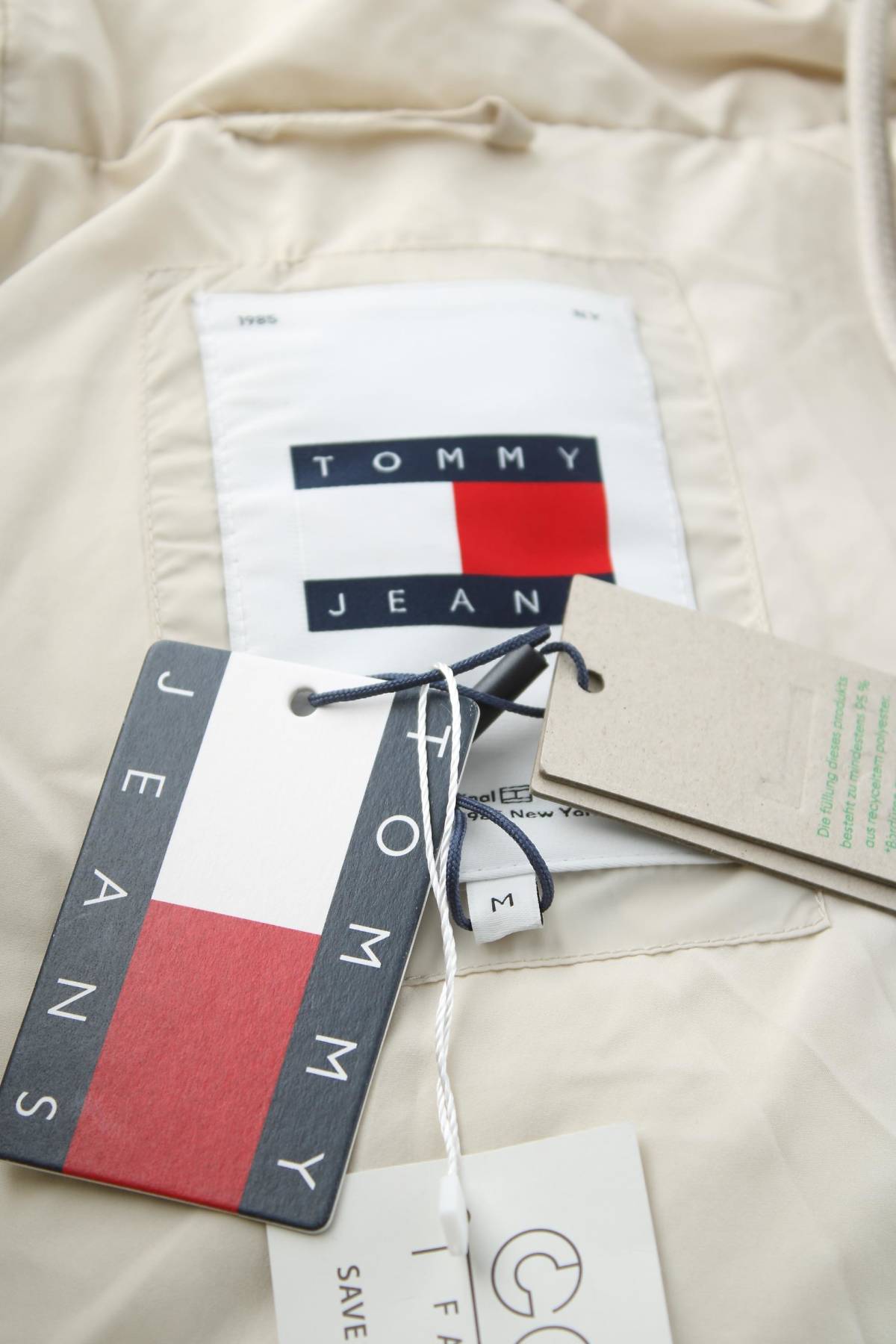 Дамско яке Tommy Jeans4