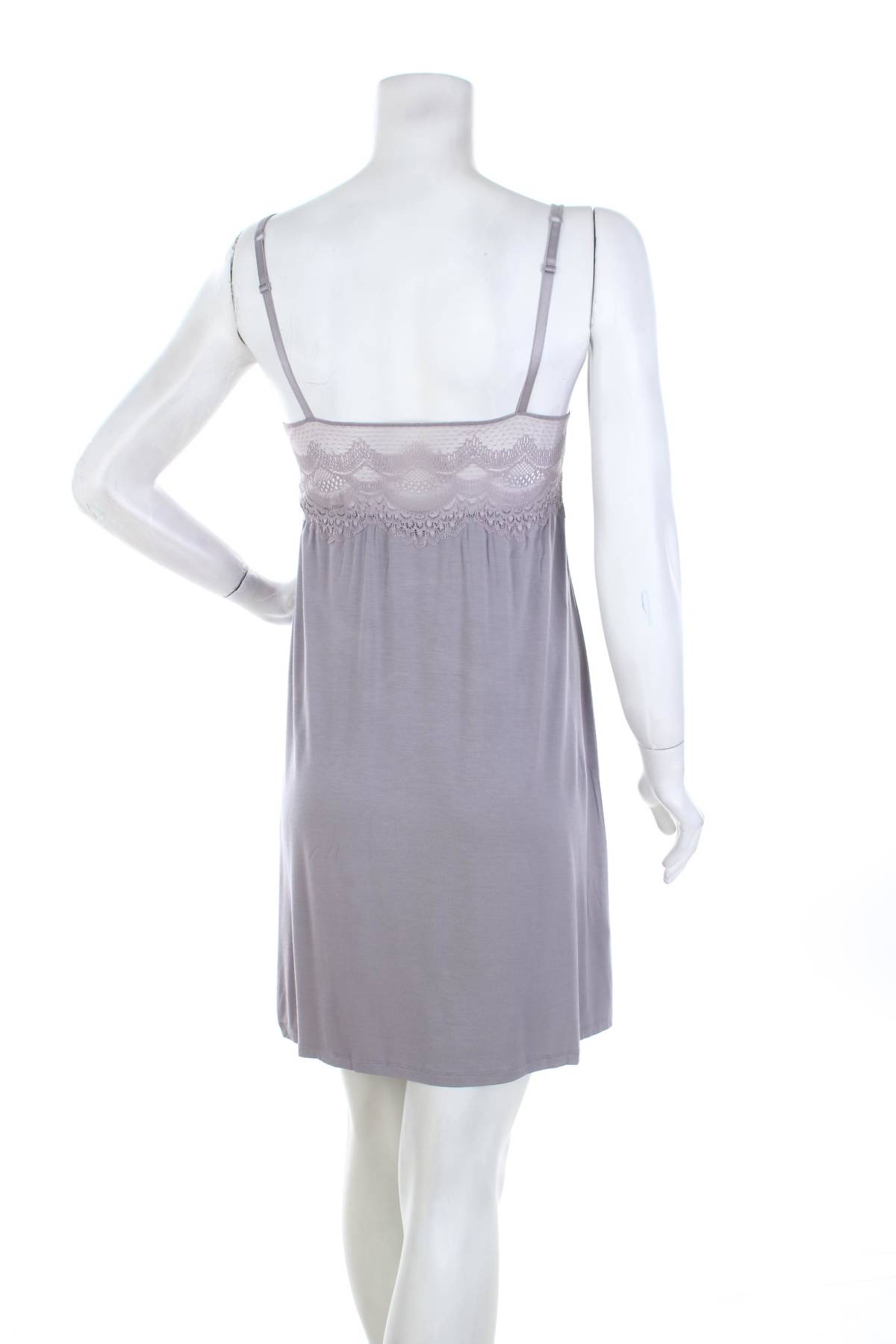 Дамска нощница Triumph2