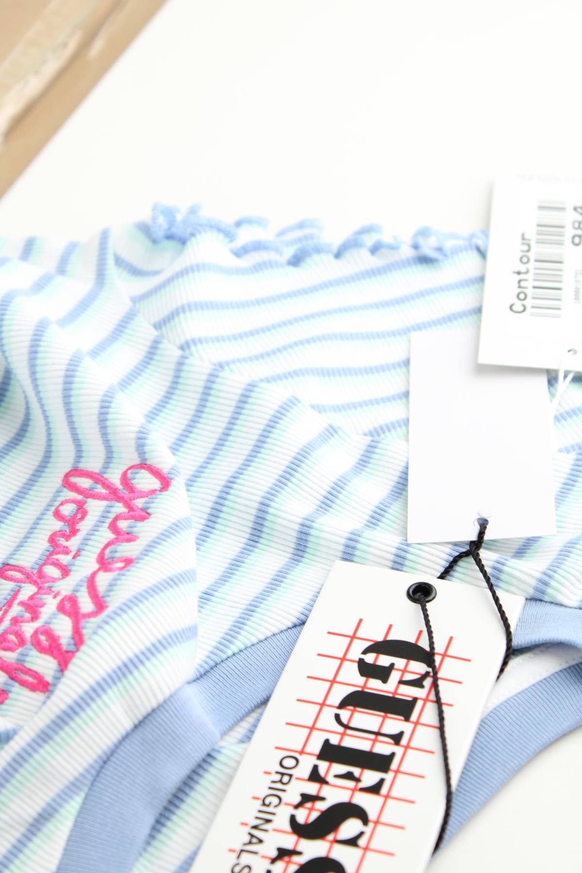 Γυναικεία μπλούζα Guess Originals3 - Contourshop.gr Γυναικεία μπλούζα Guess Originals3