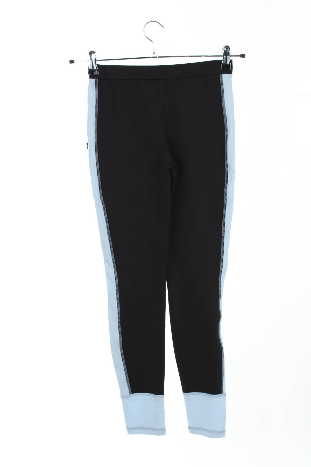 Дамски спортен клин Carite Sport2