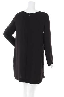 Рокля H&M2 - Contour.bg Рокля H&M2