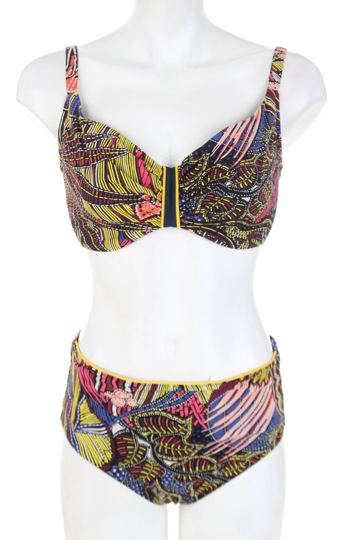 Бански костюм Chantelle1 - Contour.bg Бански костюм Chantelle1
