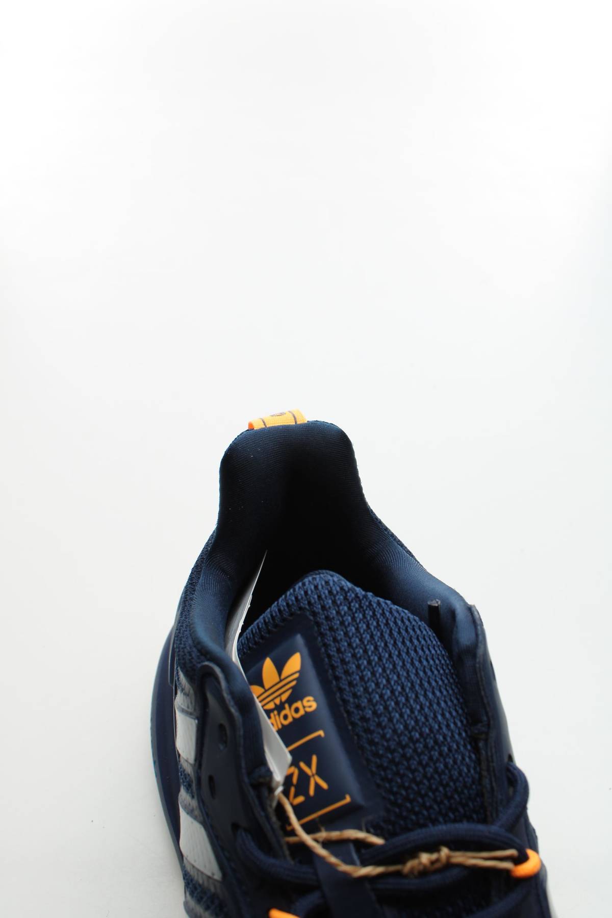 Маратонки Adidas Originals5 - Contour.bg Маратонки Adidas Originals5