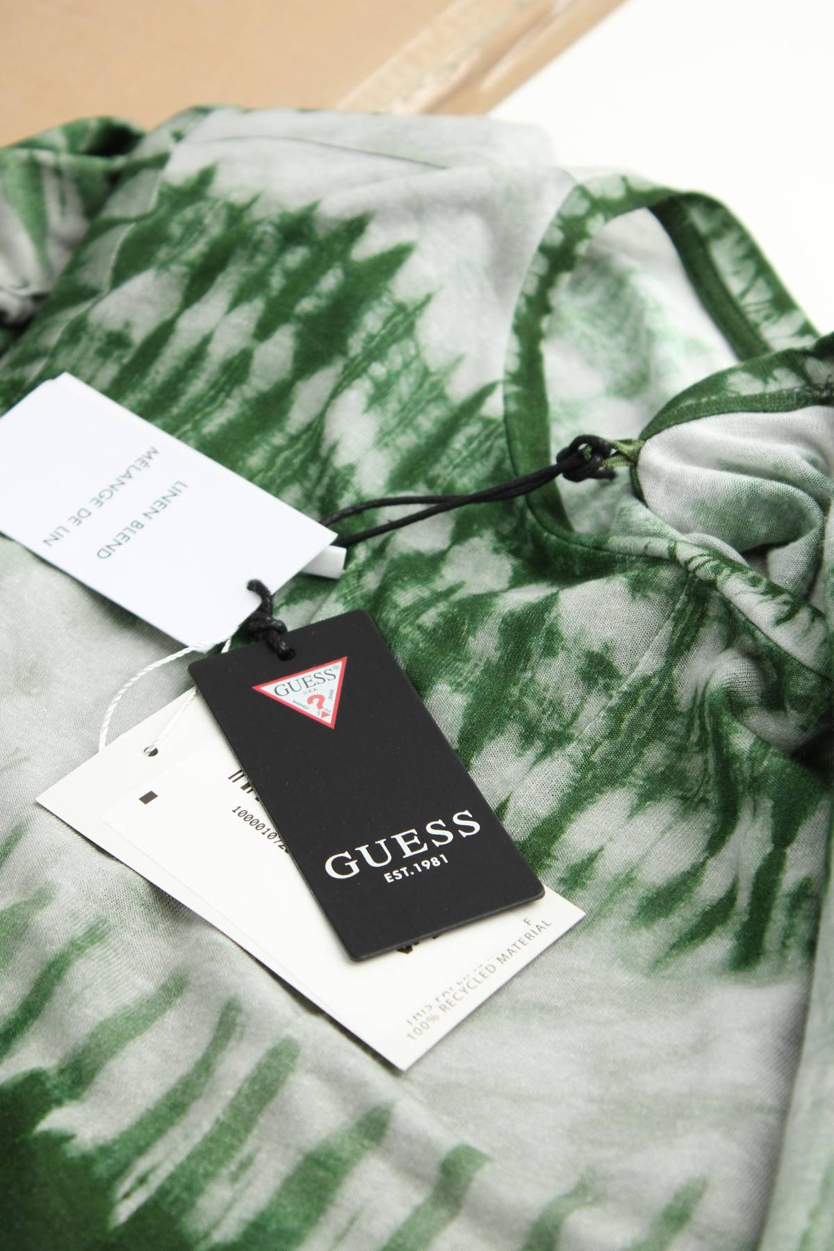 Γυναικεία μπλούζα Guess3