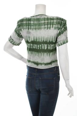 Γυναικεία μπλούζα Guess2