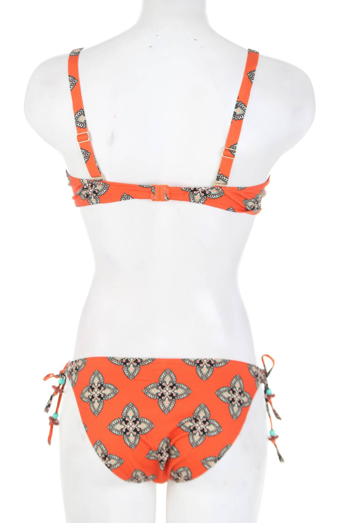 Бански костюм Chantelle2 - Contour.bg Бански костюм Chantelle2