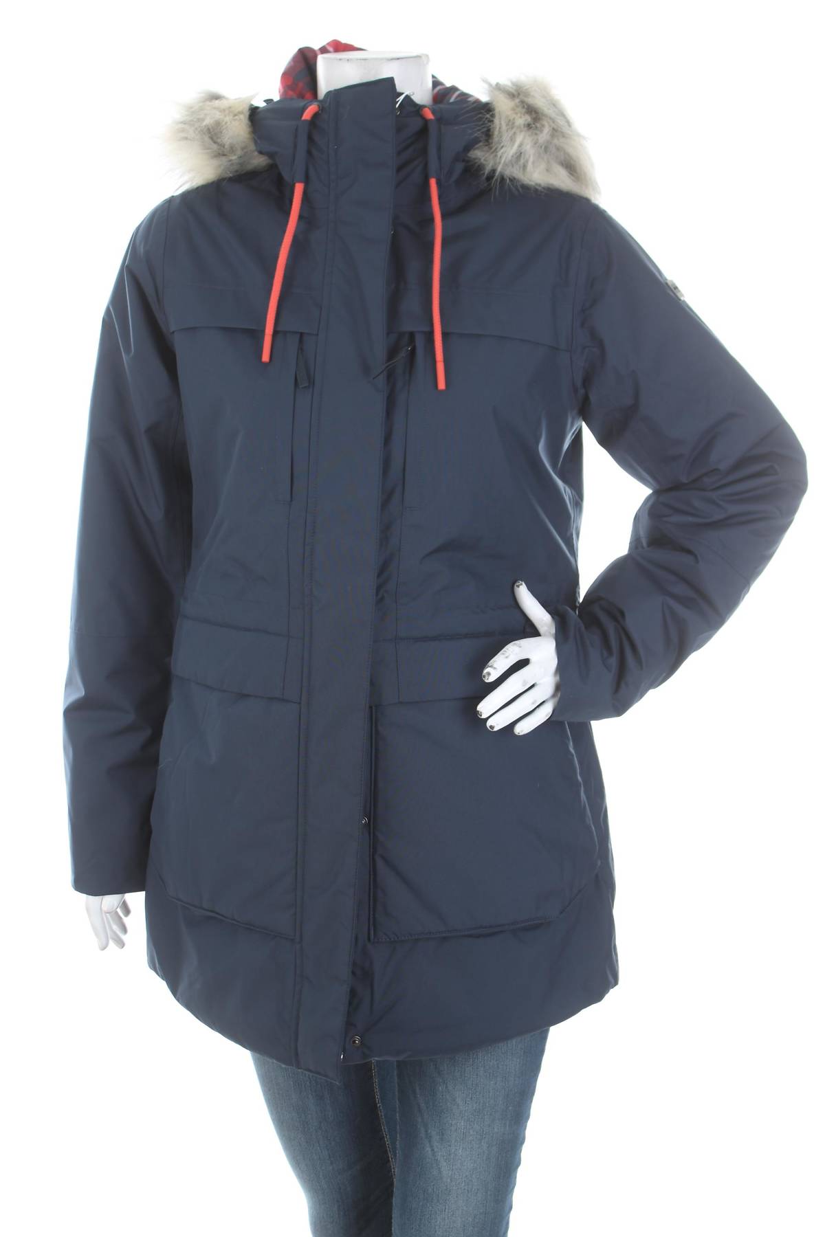 Дамско яке Helly Hansen1