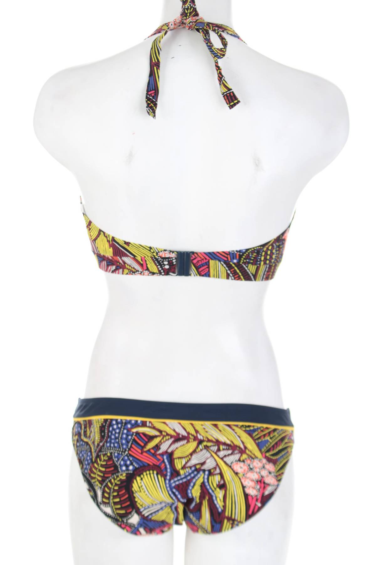 Бански костюм Chantelle2 - Contour.bg Бански костюм Chantelle2